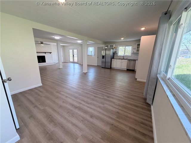 5201 Hammons Drive, Cross Lanes, WV 25313