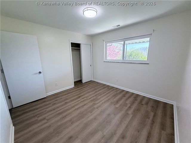 5201 Hammons Drive, Cross Lanes, WV 25313