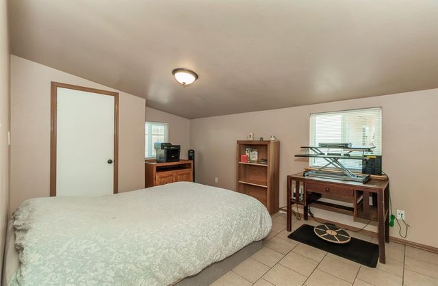 1498 Escalon Avenue, Clovis, CA 93611