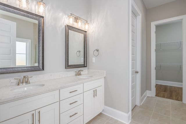 220 Zinnia Lane, Dothan, AL 36305