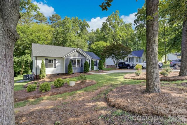 216 Hillside Avenue SW 36-38, Concord, NC 28025