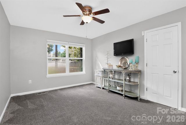 216 Hillside Avenue SW, Concord, NC 28025