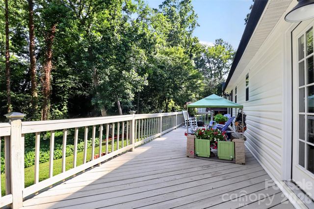 216 Hillside Avenue SW, Concord, NC 28025