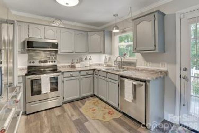 216 Hillside Avenue SW 36-38, Concord, NC 28025