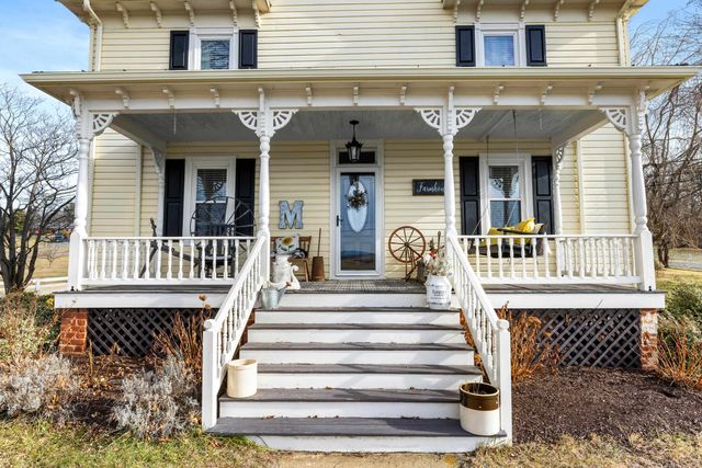 955 ENTRY SCHOOL RD, Fishersville, VA 22939