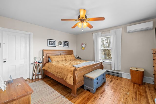 955 ENTRY SCHOOL RD, Fishersville, VA 22939