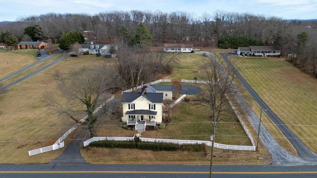 955 ENTRY SCHOOL RD, Fishersville, VA 22939