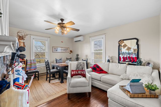 955 ENTRY SCHOOL RD, Fishersville, VA 22939