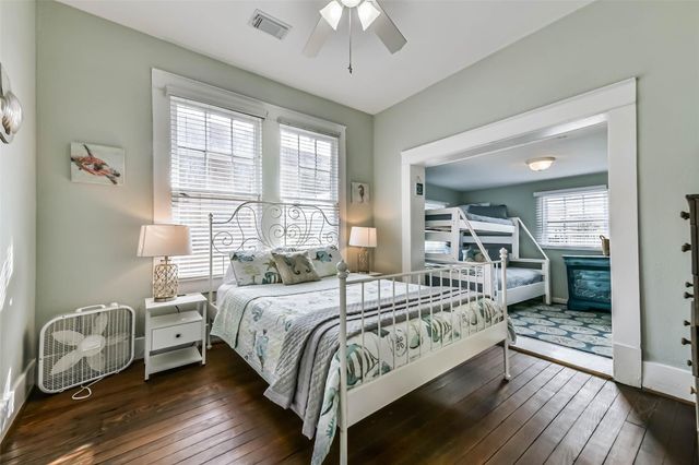 2314 31st Street, Galveston, TX 77550