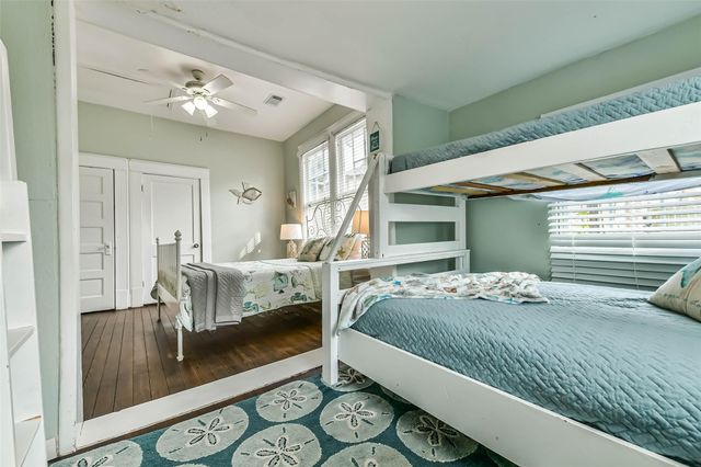 2314 31st Street, Galveston, TX 77550