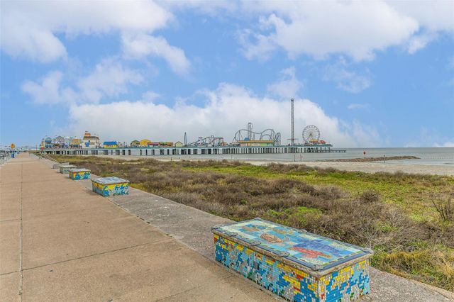 2314 31st Street, Galveston, TX 77550