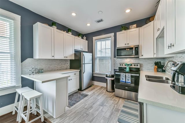 2314 31st Street, Galveston, TX 77550