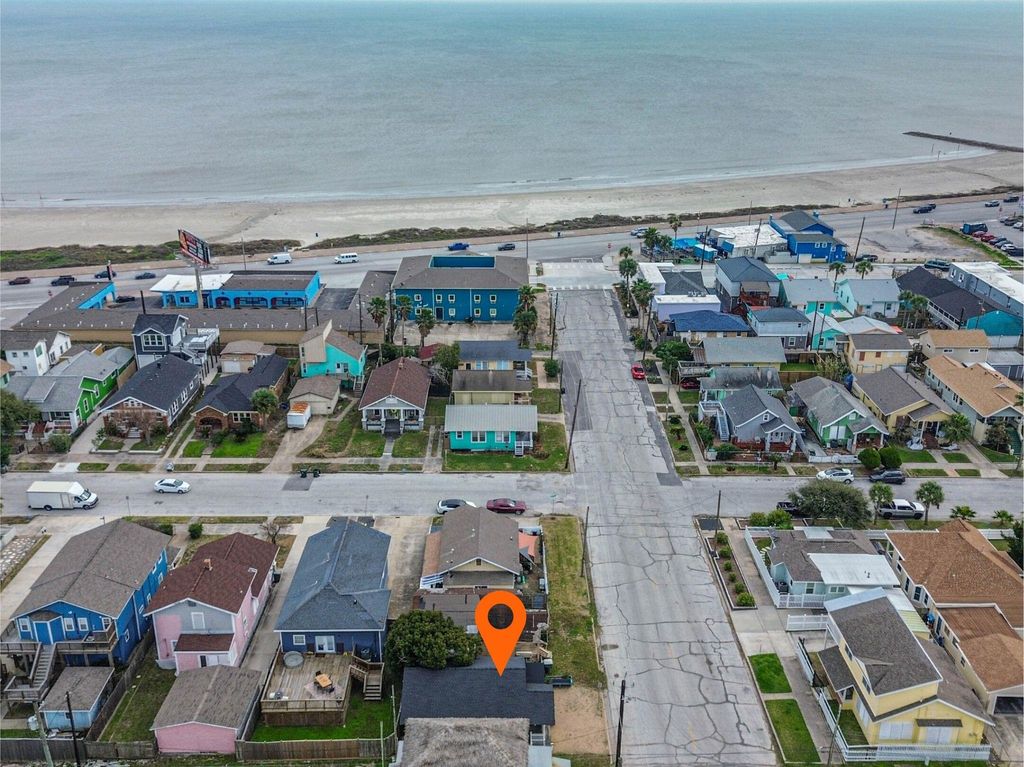 2314 31st Street, Galveston, TX 77550