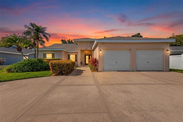 2708 W OSBORNE AVENUE, Tampa, FL 33614