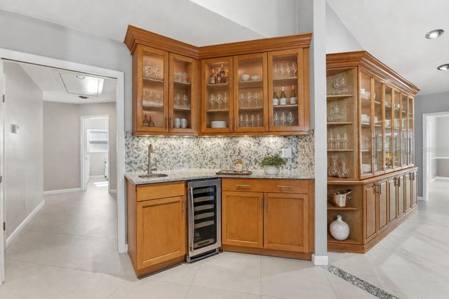 2708 W OSBORNE AVENUE, Tampa, FL 33614