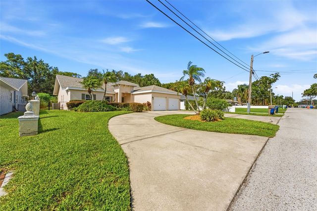 2708 W OSBORNE AVENUE, Tampa, FL 33614