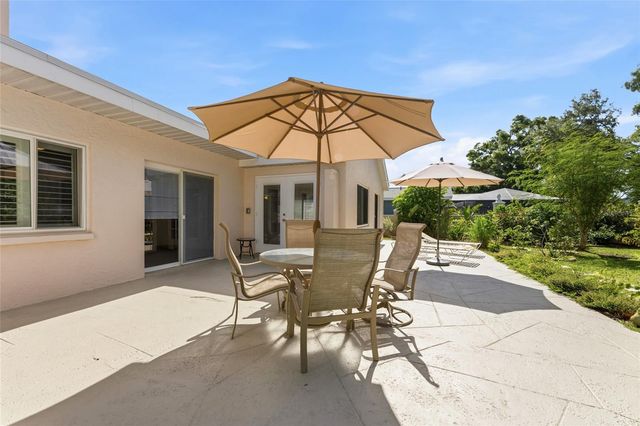 2708 W OSBORNE AVENUE, Tampa, FL 33614