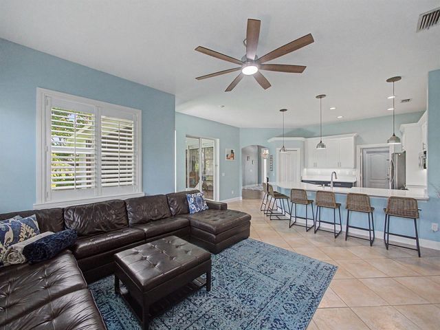 1146 SW Arrowhead Court, Palm City, FL 34990