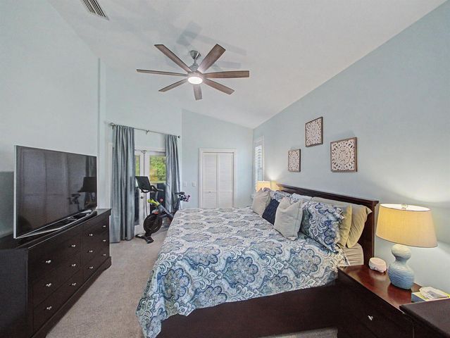 1146 SW Arrowhead Court, Palm City, FL 34990