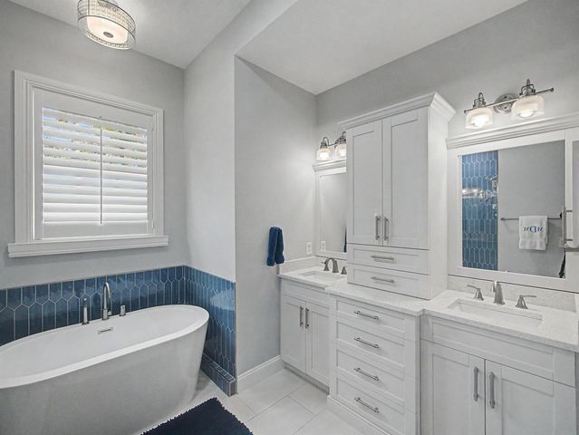 1146 SW Arrowhead Court, Palm City, FL 34990