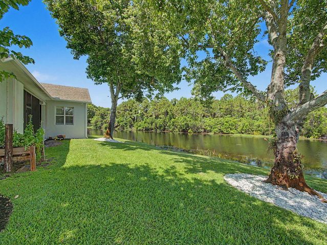 1146 SW Arrowhead Court, Palm City, FL 34990