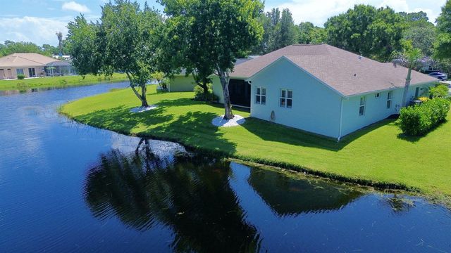 1146 SW Arrowhead Court, Palm City, FL 34990
