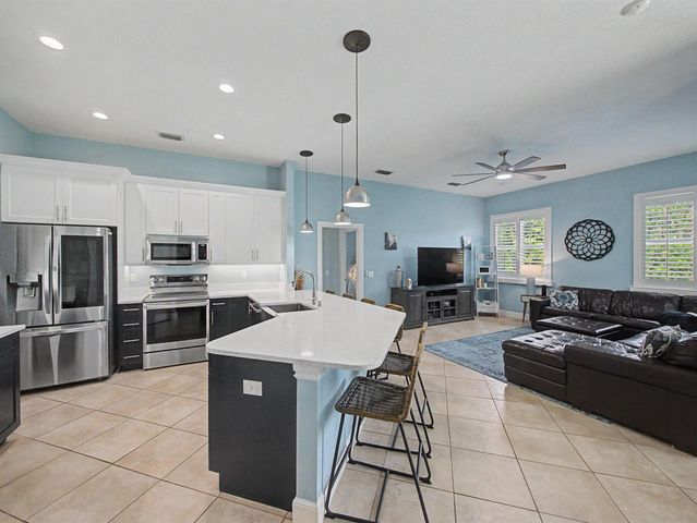 1146 SW Arrowhead Court, Palm City, FL 34990