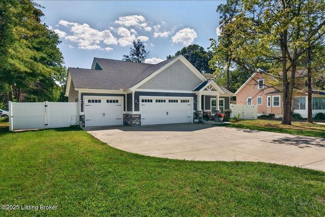 9204 Fairground Rd, Louisville, KY 40291