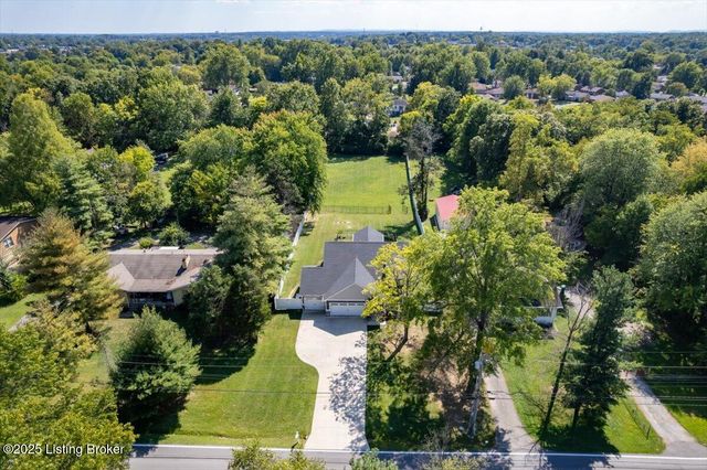9204 Fairground Rd, Louisville, KY 40291