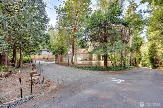5368 Crystal Springs Drive NE, Bainbridge Island, WA 98110