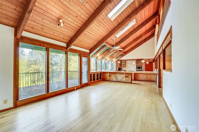 5368 Crystal Springs Drive NE, Bainbridge Island, WA 98110