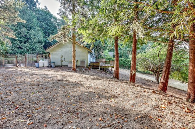 5368 Crystal Springs Drive NE, Bainbridge Island, WA 98110