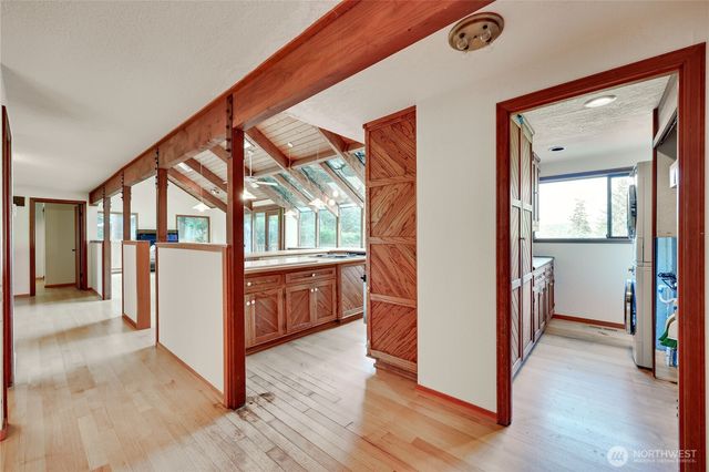5368 Crystal Springs Drive NE, Bainbridge Island, WA 98110