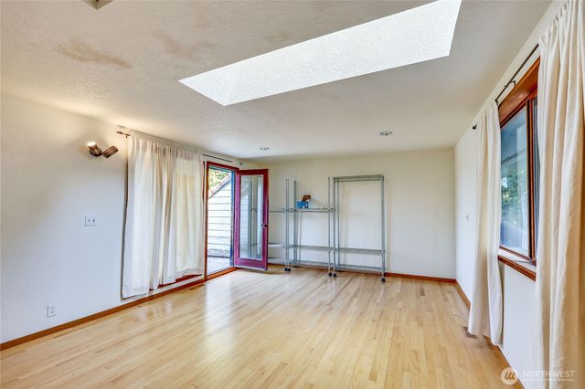 5368 Crystal Springs Drive NE, Bainbridge Island, WA 98110