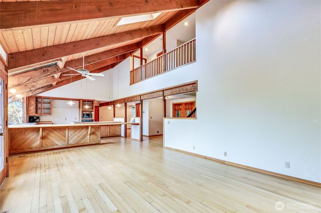 5368 Crystal Springs Drive NE, Bainbridge Island, WA 98110