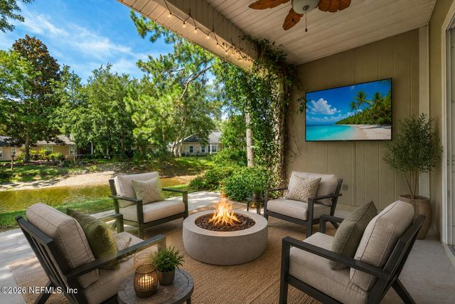 565 GRAND PARKE Drive, St. Johns, FL 32259