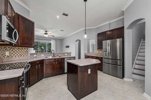 565 GRAND PARKE Drive, St. Johns, FL 32259