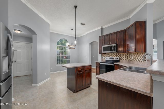 565 GRAND PARKE Drive, St. Johns, FL 32259