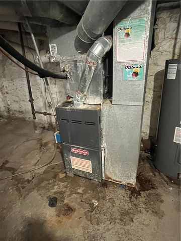 5341 Wayne Avenue, Kansas City, MO 64110