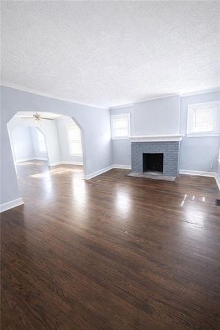 5341 Wayne Avenue, Kansas City, MO 64110