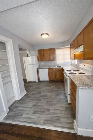 5341 Wayne Avenue, Kansas City, MO 64110