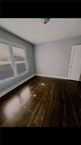 5341 Wayne Avenue, Kansas City, MO 64110