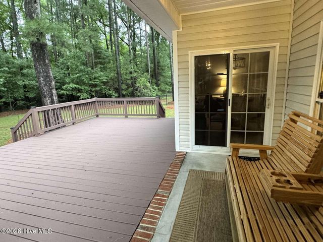 1271 Naples Drive, Greenville, NC 27858