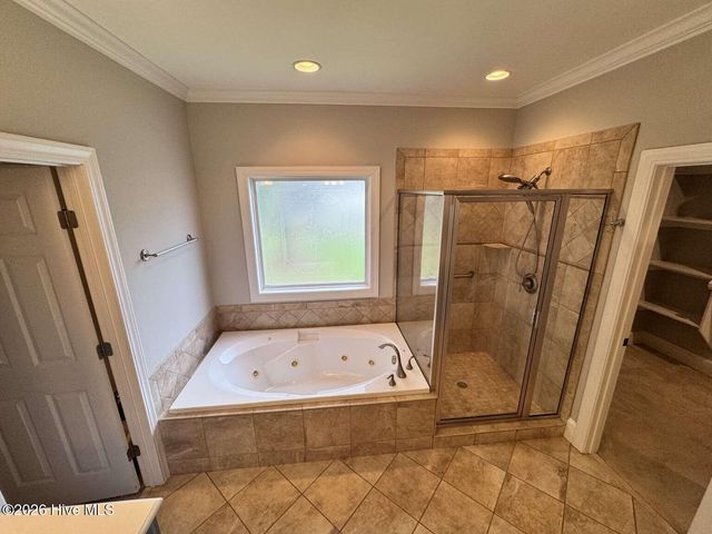 1271 Naples Drive, Greenville, NC 27858