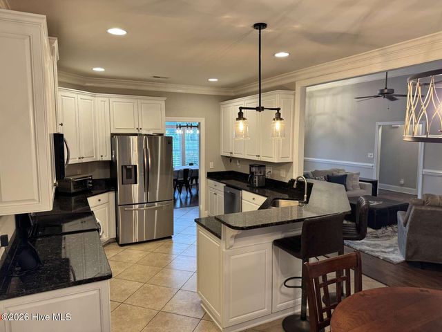 1271 Naples Drive, Greenville, NC 27858