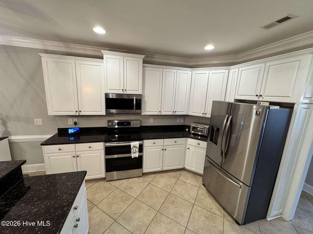 1271 Naples Drive, Greenville, NC 27858