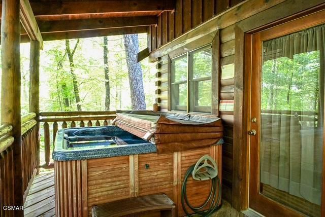 909 Ridgefield Drive, Sevierville, TN 37876