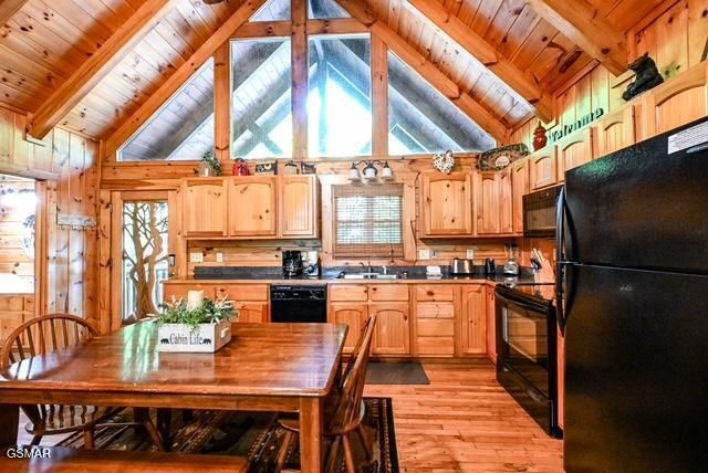 909 Ridgefield Drive, Sevierville, TN 37876