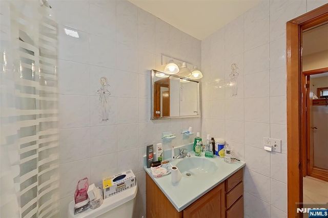 311 Marvin Avenue, Hackensack, NJ 07601