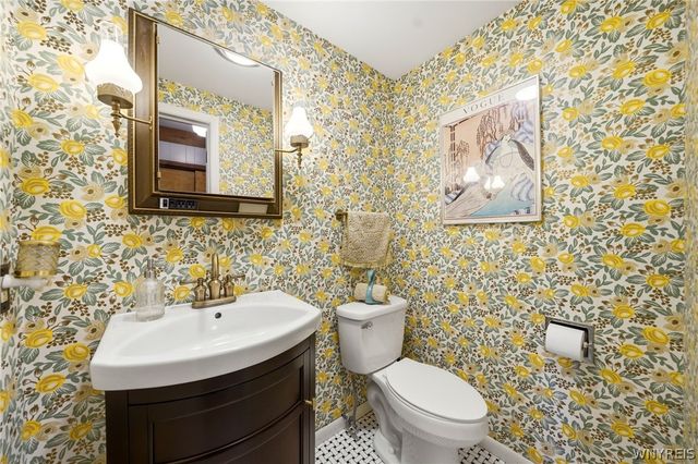 44 Kenton Road, Tonawanda, NY 14217